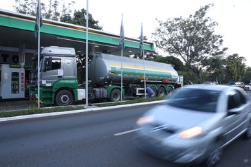 Conselho da Petrobras aprova volta da distribuição de gás de cozinha