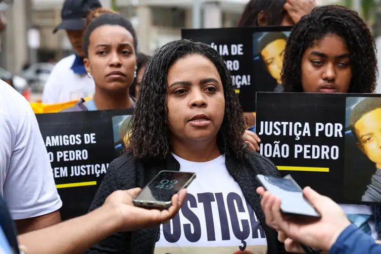 Policiais acusados da morte do menino João Pedro vão a júri popular