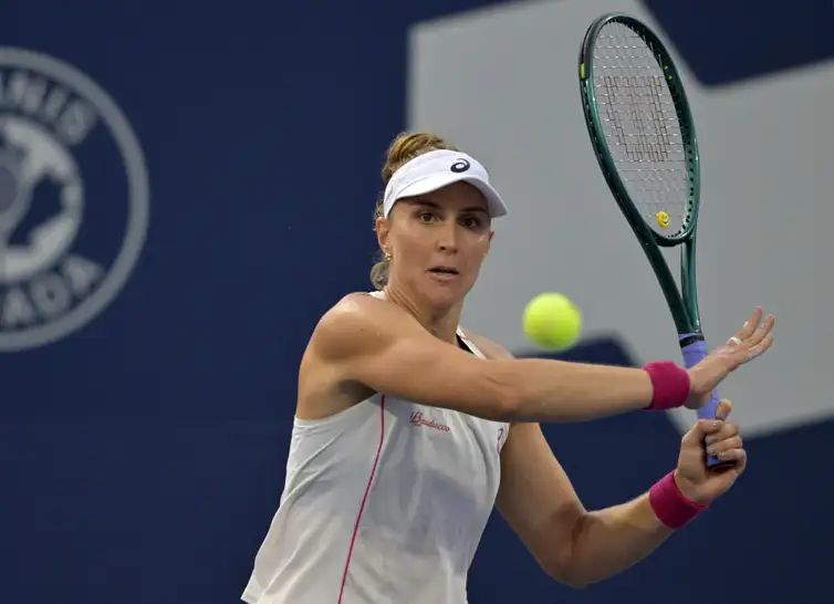 Dupla de Luisa Stefani vence 3ª seguida e vai às quartas do US Open